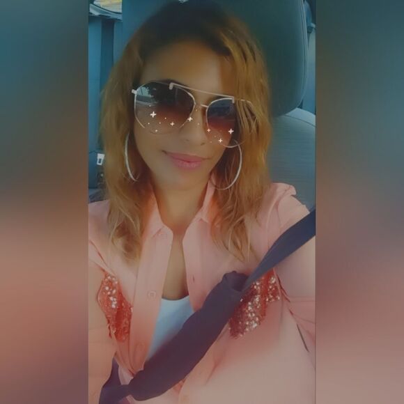 One Button up   - Picture 3 of 3